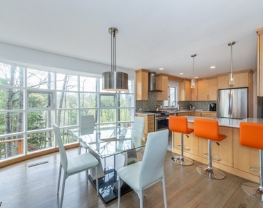 4 Molly Stark Dr - Photo Thumbnail 10