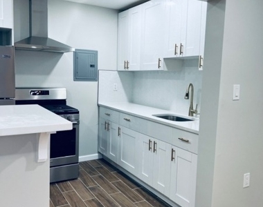 111 Spring St7moran - Photo Thumbnail 8