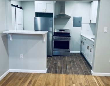111 Spring St7moran - Photo Thumbnail 2