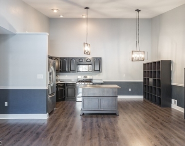 3910 Graham Ct - Photo Thumbnail 7