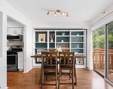 53 Dewitt Ln - Photo Thumbnail 10