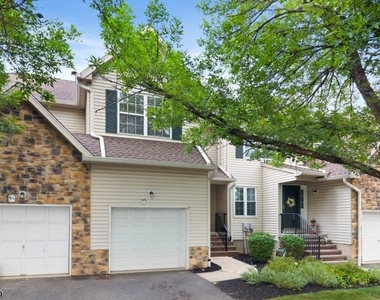 53 Dewitt Ln - Photo Thumbnail 27