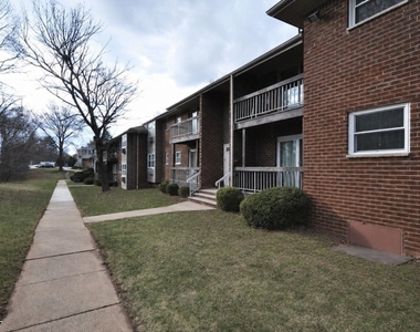 18 Deanna Dr - Photo Thumbnail 1