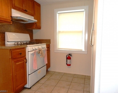 215 Main St. - Photo Thumbnail 4