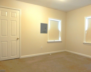 215 Main St. - Photo Thumbnail 7
