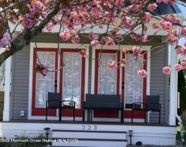 223 16th Avenue - Photo Thumbnail 2