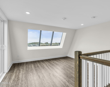 521 Lake Avenue - Photo Thumbnail 16