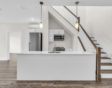 521 Lake Avenue - Photo Thumbnail 5