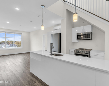 521 Lake Avenue - Photo Thumbnail 8