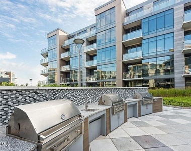 15 Morris Avenue - Photo Thumbnail 27
