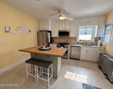 2116 4th Avenue - Photo Thumbnail 11