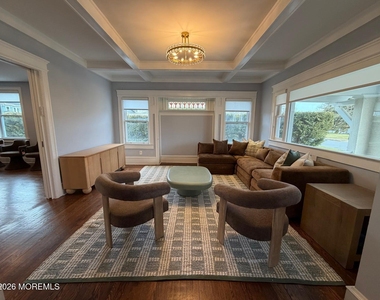 125 Cedar Avenue - Photo Thumbnail 10