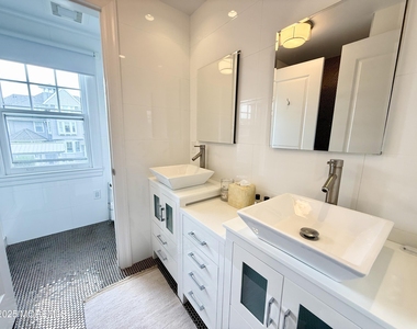 125 Cedar Avenue - Photo Thumbnail 23