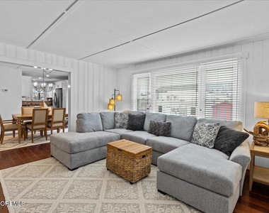 51 3rd Avenue - Photo Thumbnail 11
