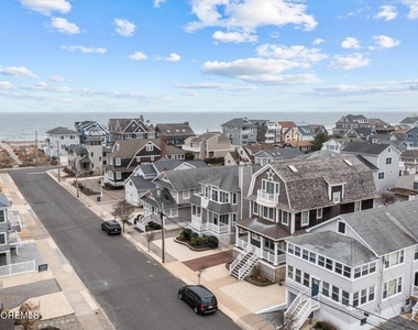 51 3rd Avenue - Photo Thumbnail 2