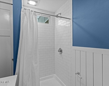 51 3rd Avenue - Photo Thumbnail 22