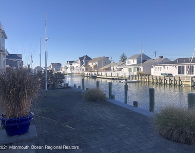 304 Cutter Lane - Photo Thumbnail 31