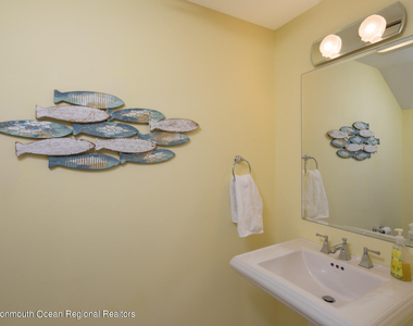 304 Cutter Lane - Photo Thumbnail 15