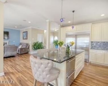 207 Ceylon Avenue - Photo Thumbnail 9