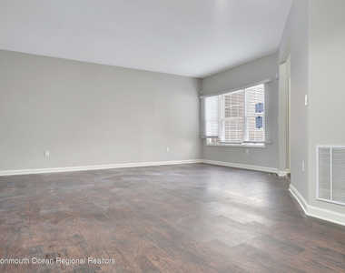 44 Smock Court - Photo Thumbnail 2