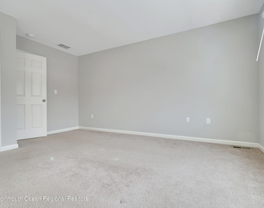44 Smock Court - Photo Thumbnail 21