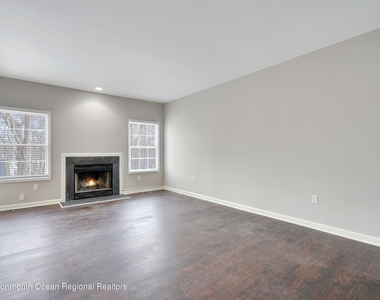 44 Smock Court - Photo Thumbnail 13