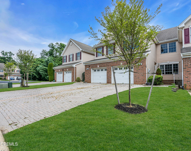 44 Smock Court - Photo Thumbnail 1