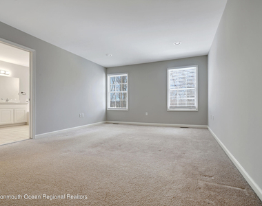 44 Smock Court - Photo Thumbnail 26