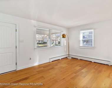 119 Branch Avenue - Photo Thumbnail 7