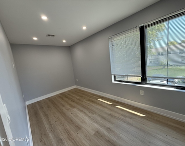 193 Liberty Street - Photo Thumbnail 15
