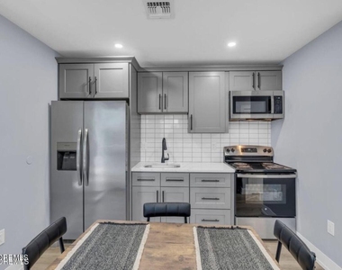 193 Liberty Street - Photo Thumbnail 25