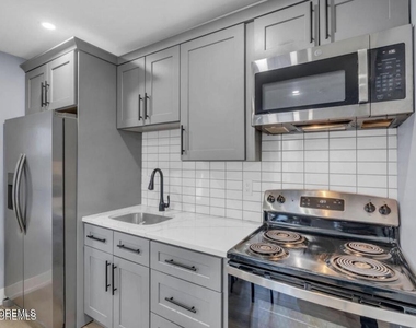 193 Liberty Street - Photo Thumbnail 23