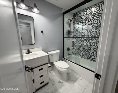 193 Liberty Street - Photo Thumbnail 13