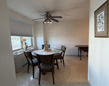 28 Riverside Avenue - Photo Thumbnail 17