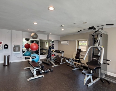 28 Riverside Avenue - Photo Thumbnail 46