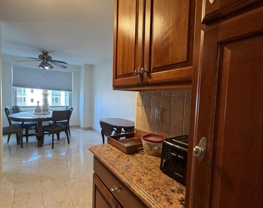 28 Riverside Avenue - Photo Thumbnail 15