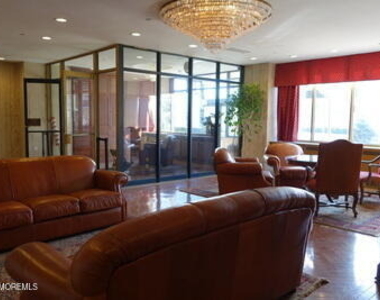 28 Riverside Avenue - Photo Thumbnail 47