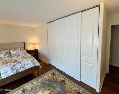 28 Riverside Avenue - Photo Thumbnail 12