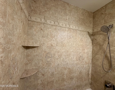 28 Riverside Avenue - Photo Thumbnail 24