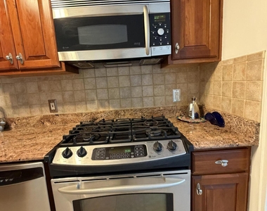 28 Riverside Avenue - Photo Thumbnail 26