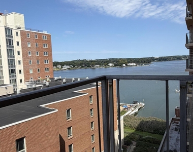 28 Riverside Avenue - Photo Thumbnail 7