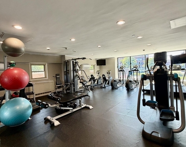 28 Riverside Avenue - Photo Thumbnail 45