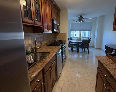 28 Riverside Avenue - Photo Thumbnail 3
