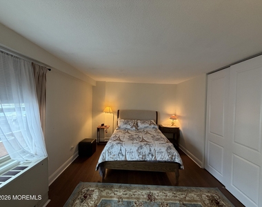 28 Riverside Avenue - Photo Thumbnail 10