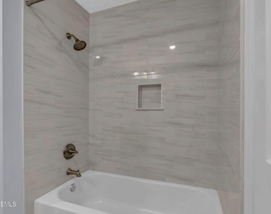 2 Eunice Terrace - Photo Thumbnail 13