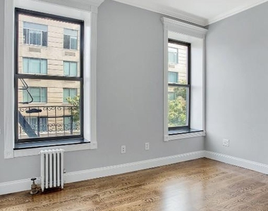 East 100th Street - Photo Thumbnail 5