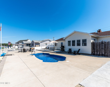 1201 Penguin Court - Photo Thumbnail 31