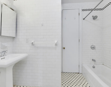121 Madison Avenue - Photo Thumbnail 5