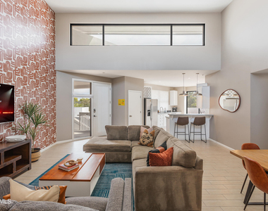 4021 N 75th Street - Photo Thumbnail 3