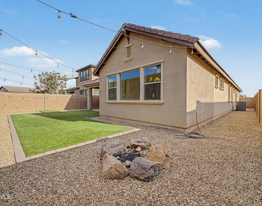 6954 W Maya Way - Photo Thumbnail 36